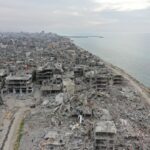 حماس تبحث مقترحات لوقف العدوان على غزة: انفتاح على مبادرات وسيناريوهات مرحلية