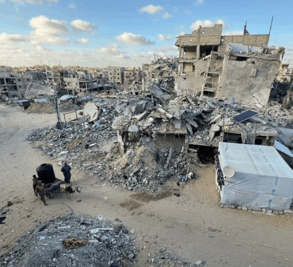 غياب القيادة يترك غزة وحدها في مواجهة الكارثة