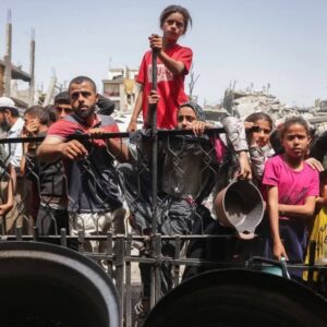 أزمة حادة في إدخال المساعدات إلى غزة: دخول&hellip;