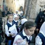 أهالي القدس الشرقية: لن نسمح بابتزازنا في مستقبل أبنائنا التعليمي