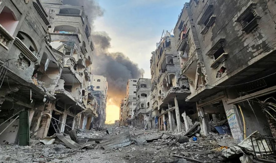 Read more about the article حماس: ادعاءات الاحتلال حول الأبراج السكنية “أكاذيب لتبرير الجرائم”