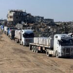 الجيش الإسرائيلي يحذّر من تدفّق شاحنات المساعدات وتعزيز نفوذ حماس في غزة
