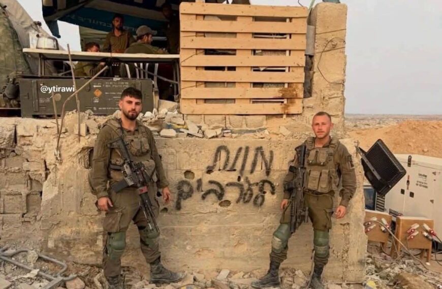 صورة واحدة… وخطاب كراهية: “سيلفي” عسكري يشعل نقاشًا واسعًا